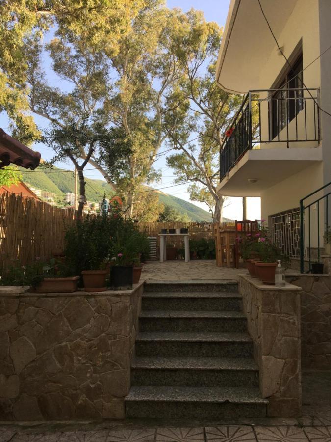 Private Apartment At Guest House Hektor & Aferdita Avlonya Dış mekan fotoğraf