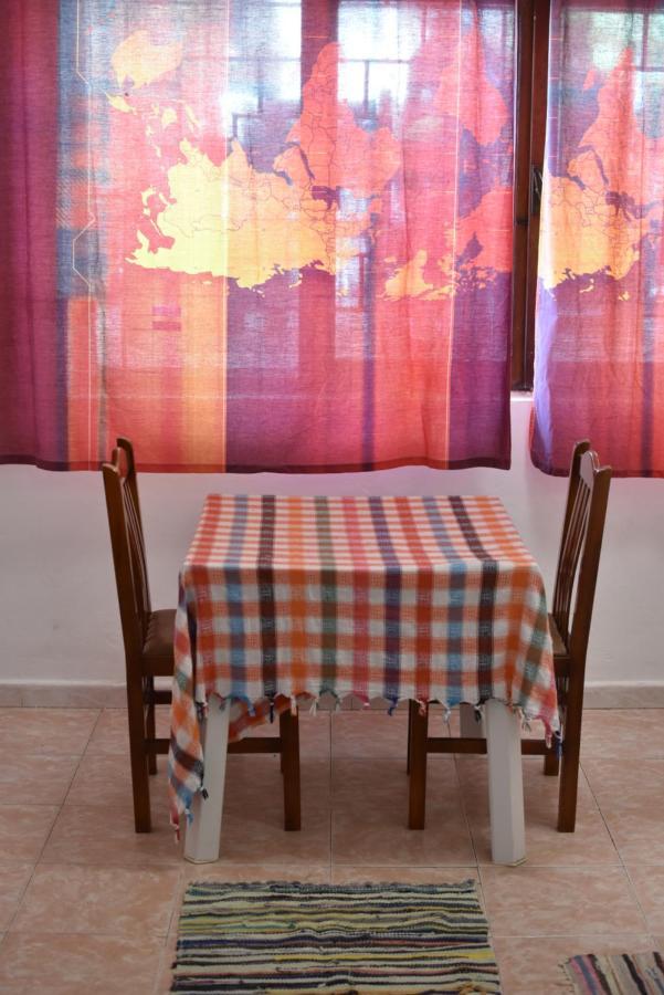 Private Apartment At Guest House Hektor & Aferdita Avlonya Dış mekan fotoğraf