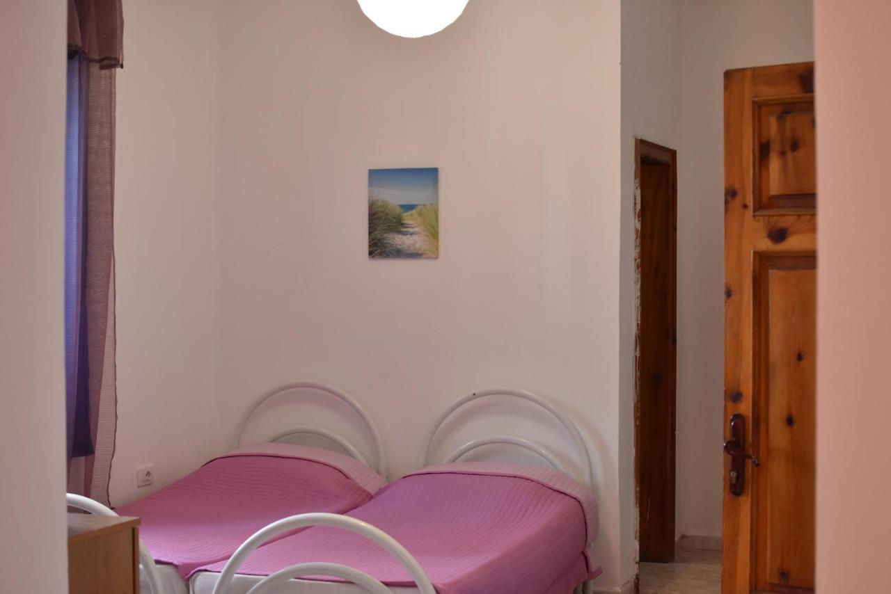 Private Apartment At Guest House Hektor & Aferdita Avlonya Dış mekan fotoğraf